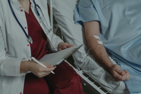 Mundo em Alerta: Ebola, Hantavírus e Influenza A reforçam vigilância sanitária global em 2026