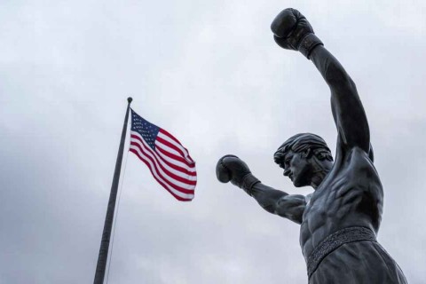 Por que a "maldição" de Rocky Balboa fez torcedores brasileiros rejeitarem tradição antes de Brasil x Haiti